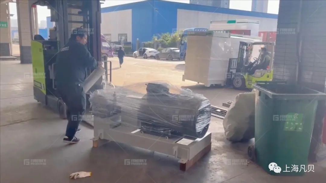 纪实 | 走进云顶集团·3118仓储人的一天 纪实 | 走进云顶集团·3118仓储人的一天